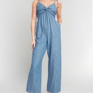 Old Navy Tie-Strap Twist-Front Jumpsuit denim size medium